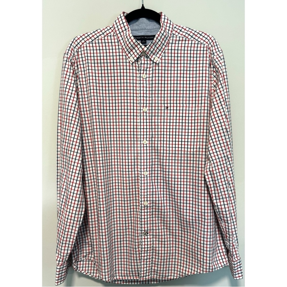 Tommy Hilfiger long-sleeve button-up, classic fit, size M